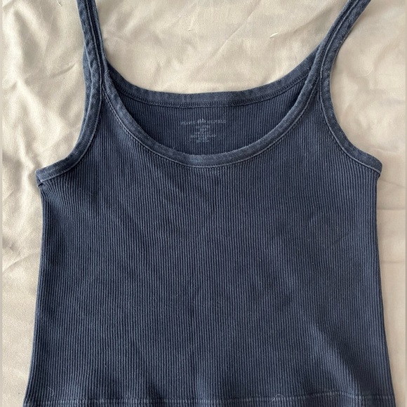 Beyonca Crop Tank 💕 || (NWOT) - Picture 1 of 6